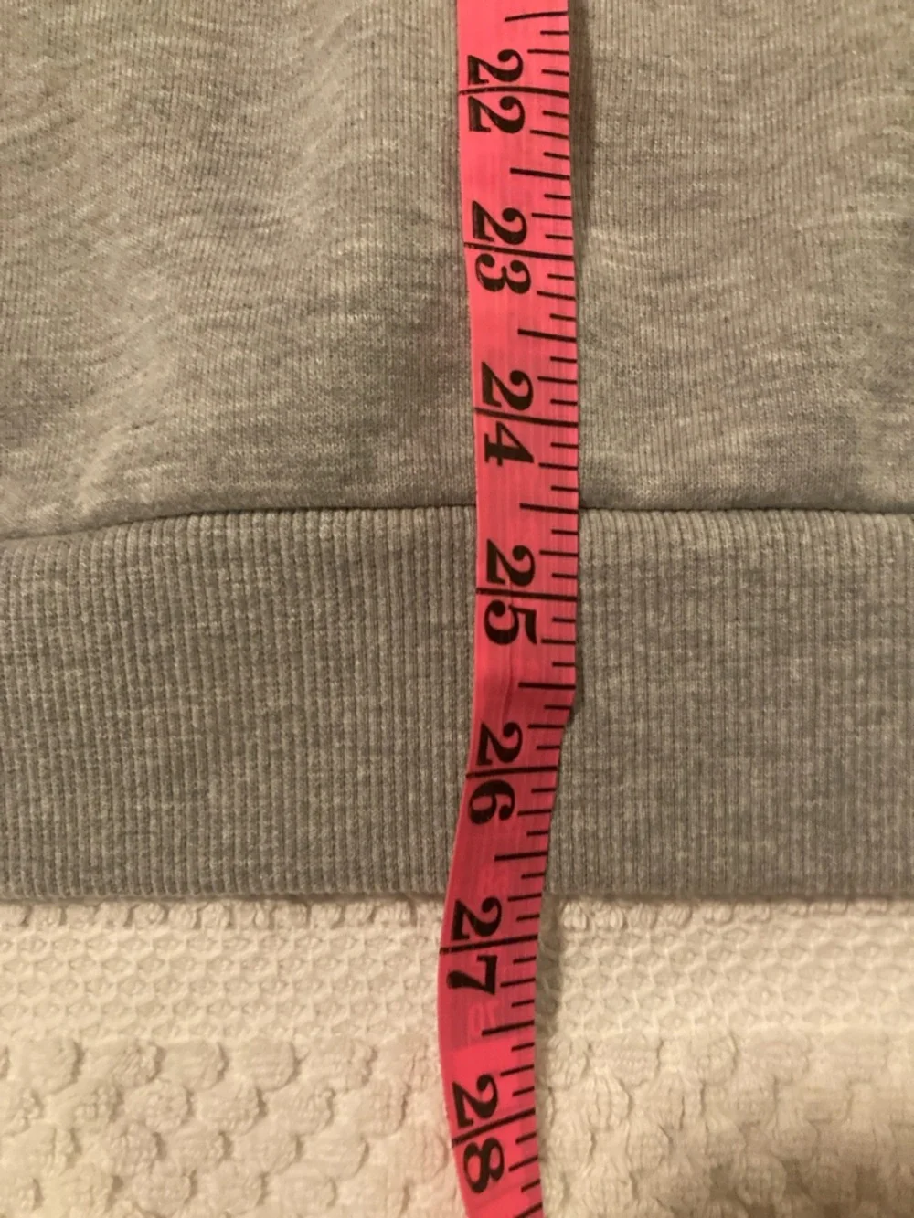 ALO Yoga Light Gray Accolade Hoodie Sweatshirt - Picture 6 of 8